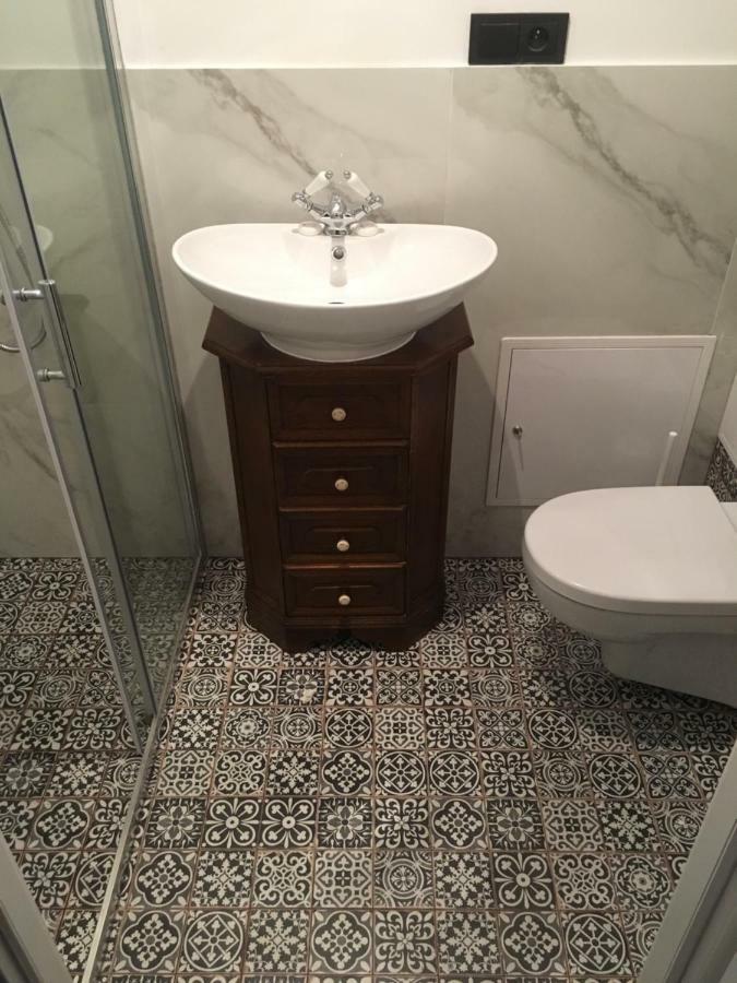 Przestrzenny Apartament W Centrum Krakowa. Екстериор снимка